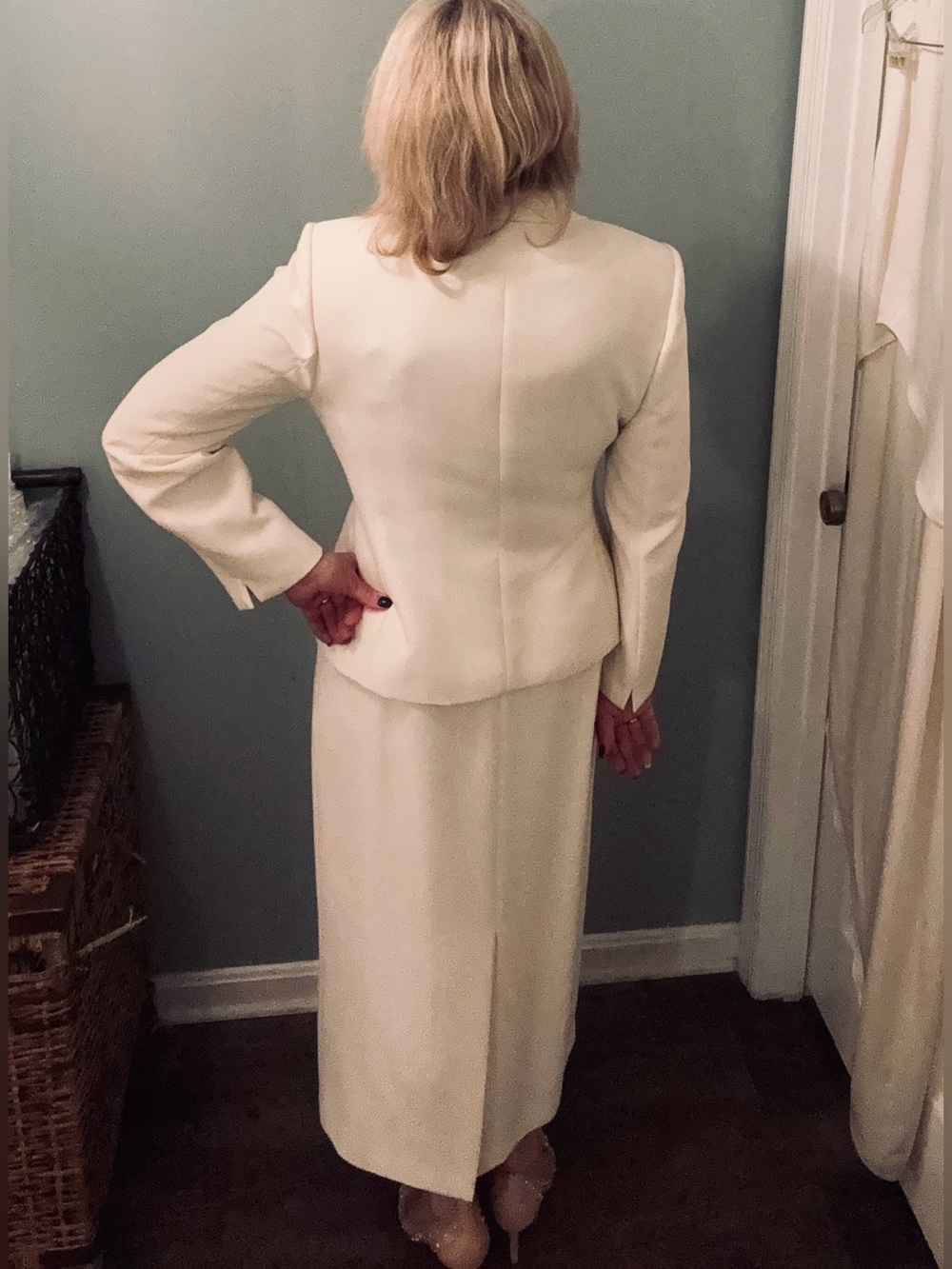 Vintage Le Suit Cream Women's Jacket and Skirt Suit Set Size 10P - Picture 13 of 13